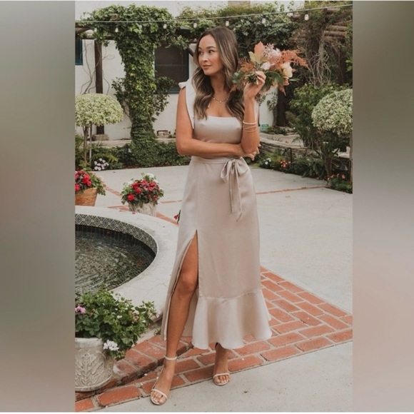 NWT! Show Me Your MuMu Claire MIDI Satin - Picture 2 of 6